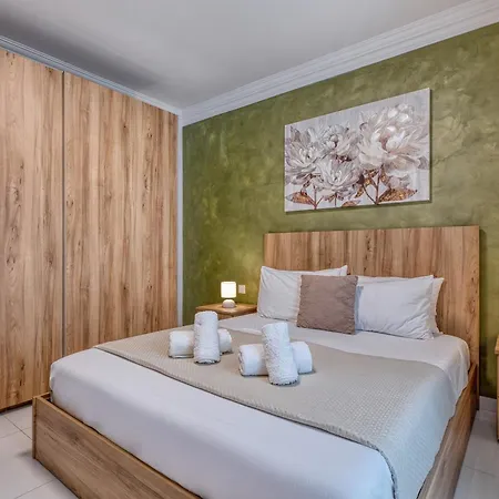 In St Julians Διαμέρισμα *